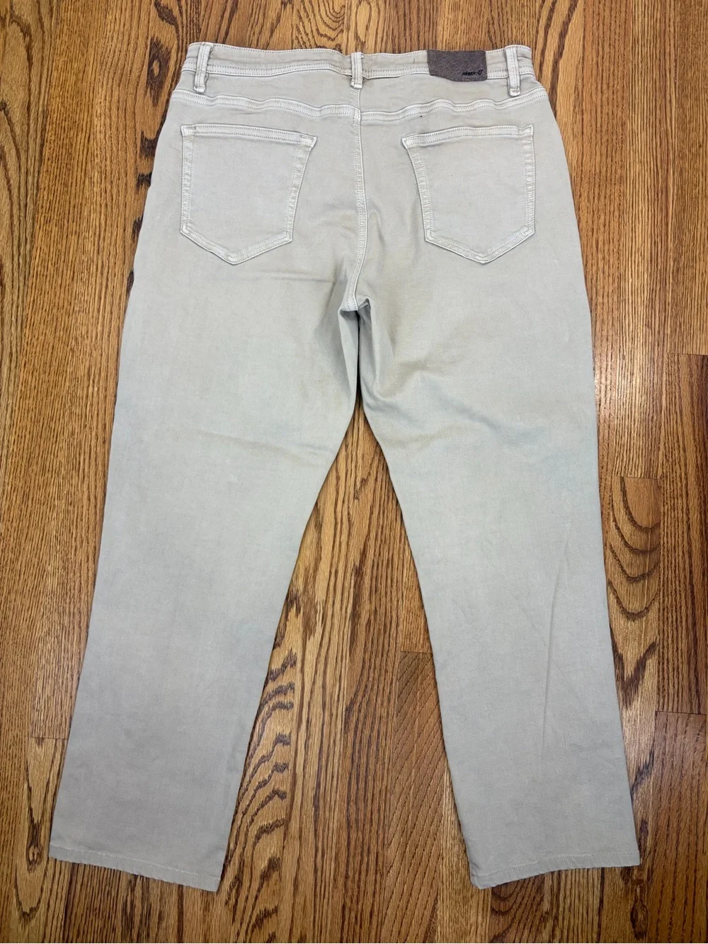 johnnie-O Slim Straight Khaki Chinos (33)